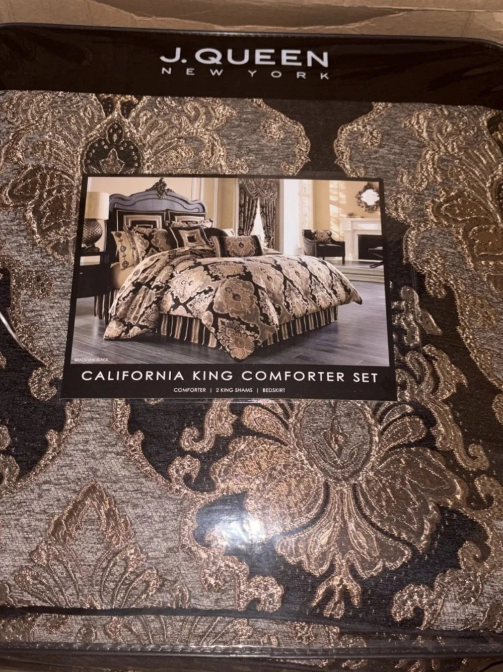 Bradshaw Black 4-Piece Comforter Set Damask By J Queen Sz Cal-King